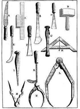 Gravure ancienne représentant des outils de sculpture